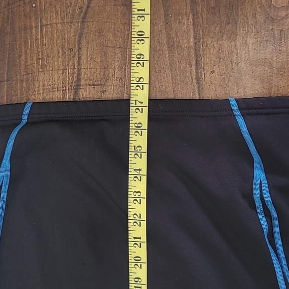 Obermeyer Sweater Men's Large Black 1/2 Zip Lightweight Spring Skiing Sweater - Picture 9 of 9